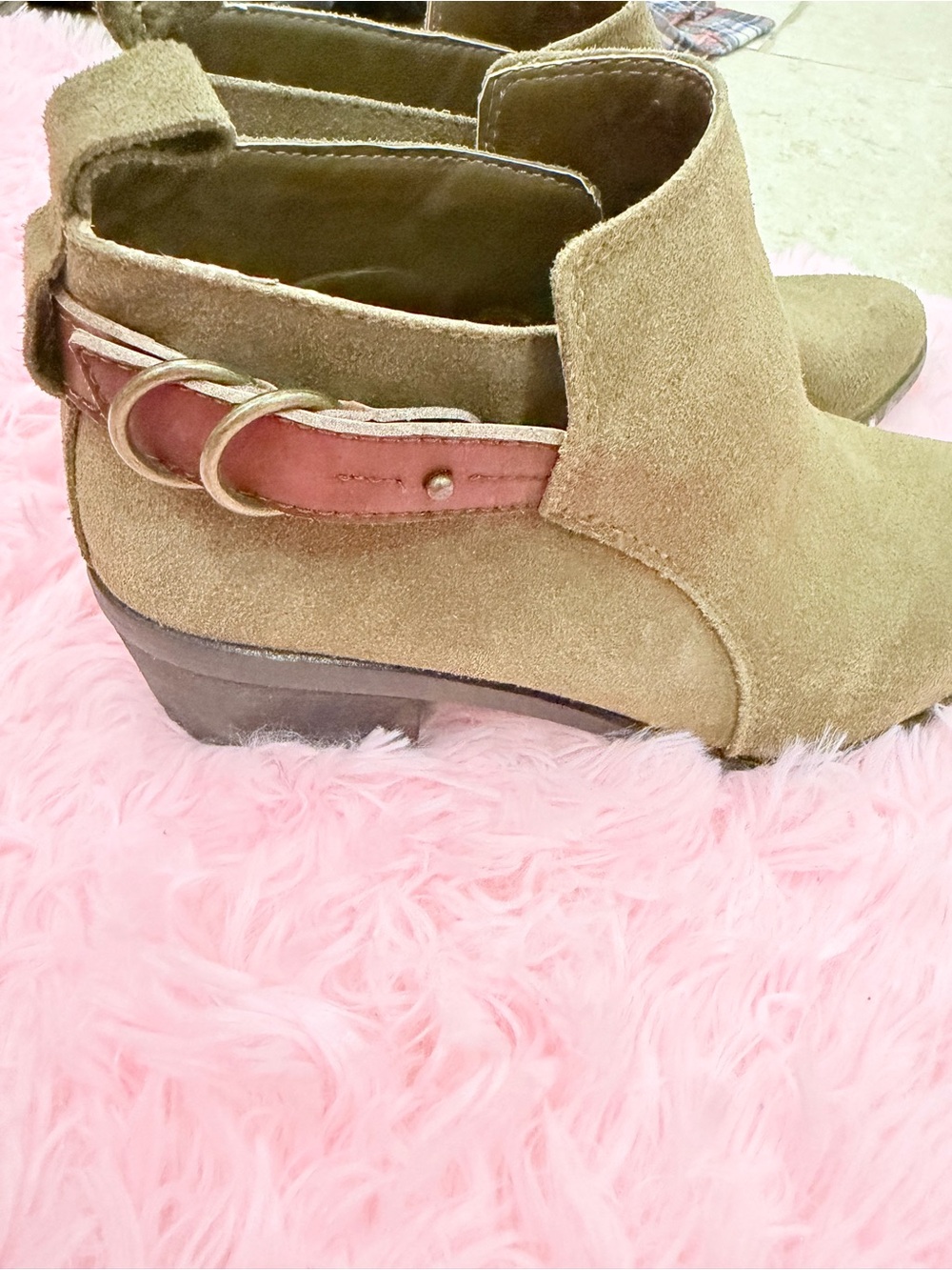AE Olive Suede Ankle Boots with Brown Strap size 7 - Picture 9 of 10